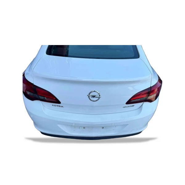 Opel Astra J Sedan Beyaz Hatasız Bagaj Kapağı